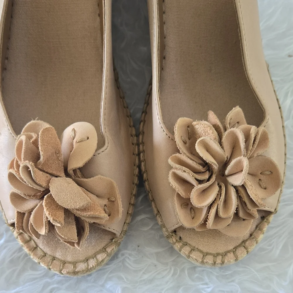 Clarks these artisan